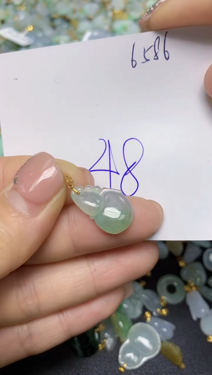 【闪购商品】翡翠挂件18K金镶嵌 天然翡翠A货