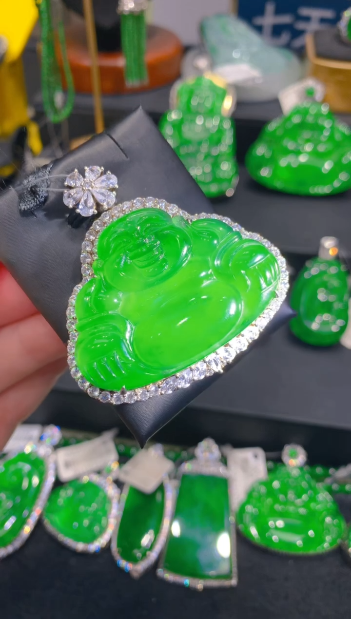 【闪购商品】翡翠颈饰银S925镶嵌一季