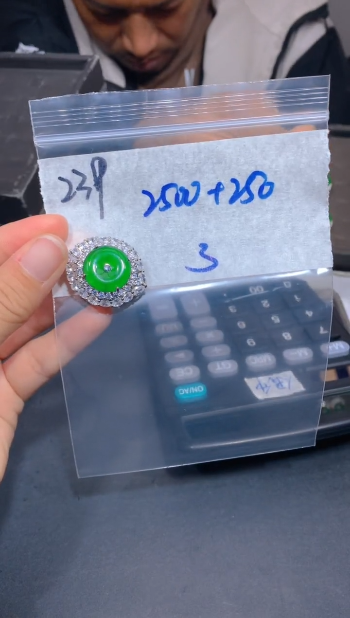 【闪购商品】定制翡翠未镶嵌239吊坠多样性拍一发一毛货定制抛光