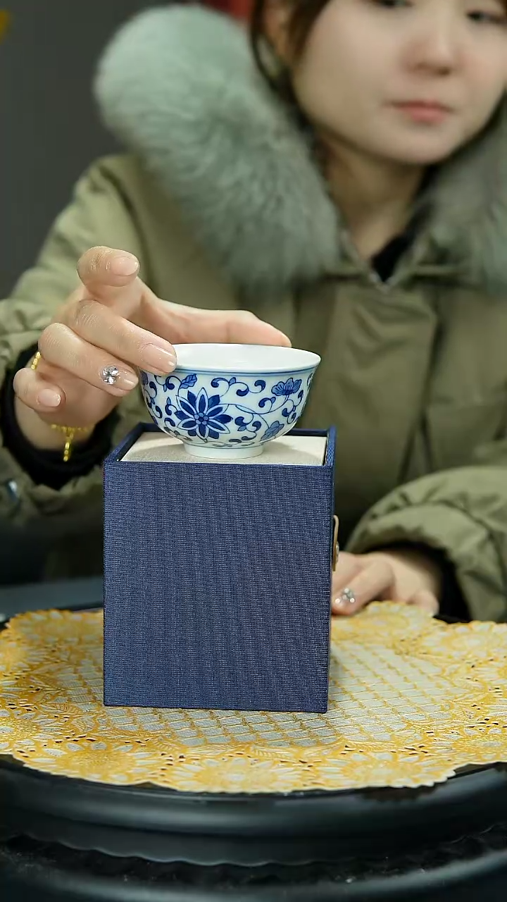 【闪购商品】官窑瓷画院340官窑瓷画院缠枝莲主人杯