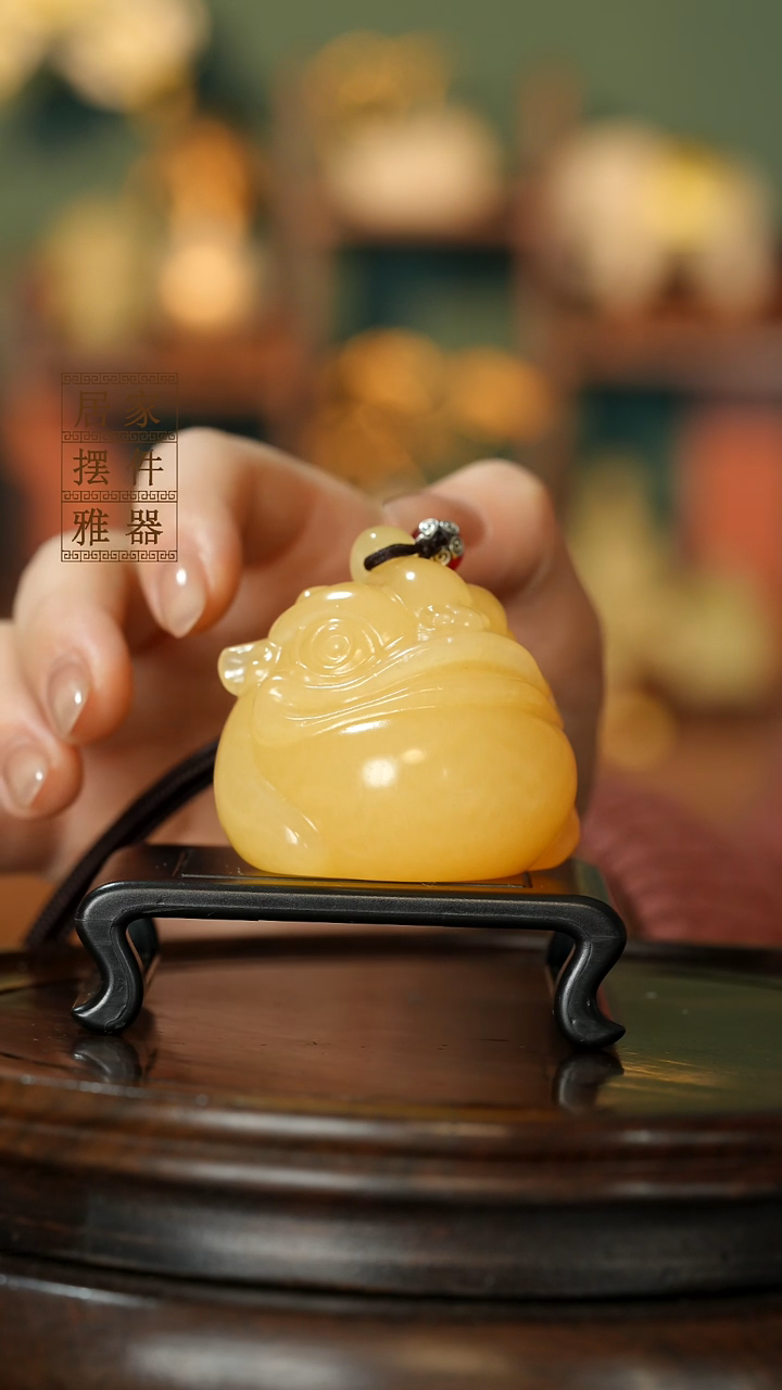 玉《三足金蟾》摆件