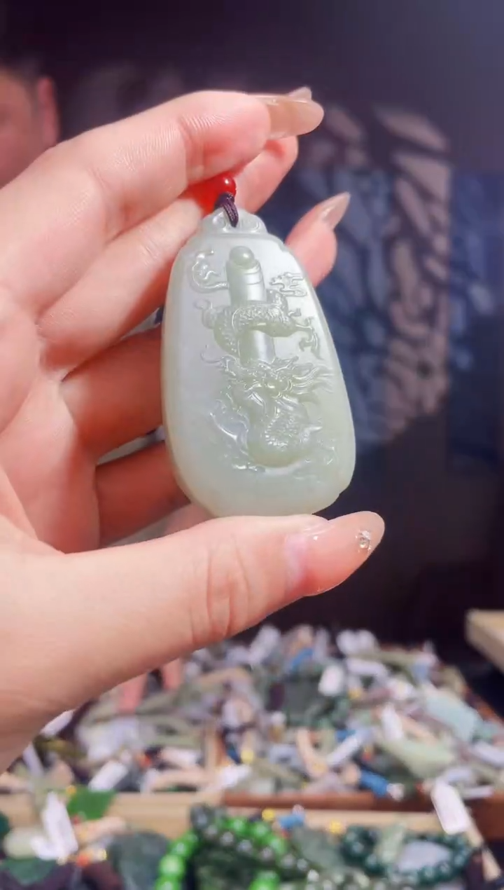 【闪购商品】和田玉颈饰未镶嵌拍一发一