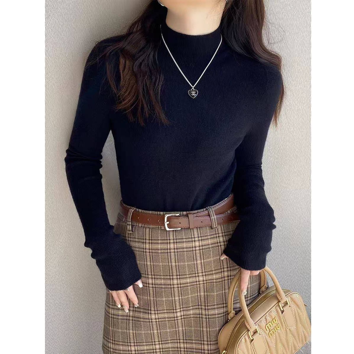 半高领针织短袖T恤女2025秋季新款修身显瘦长袖内搭打底衫上衣