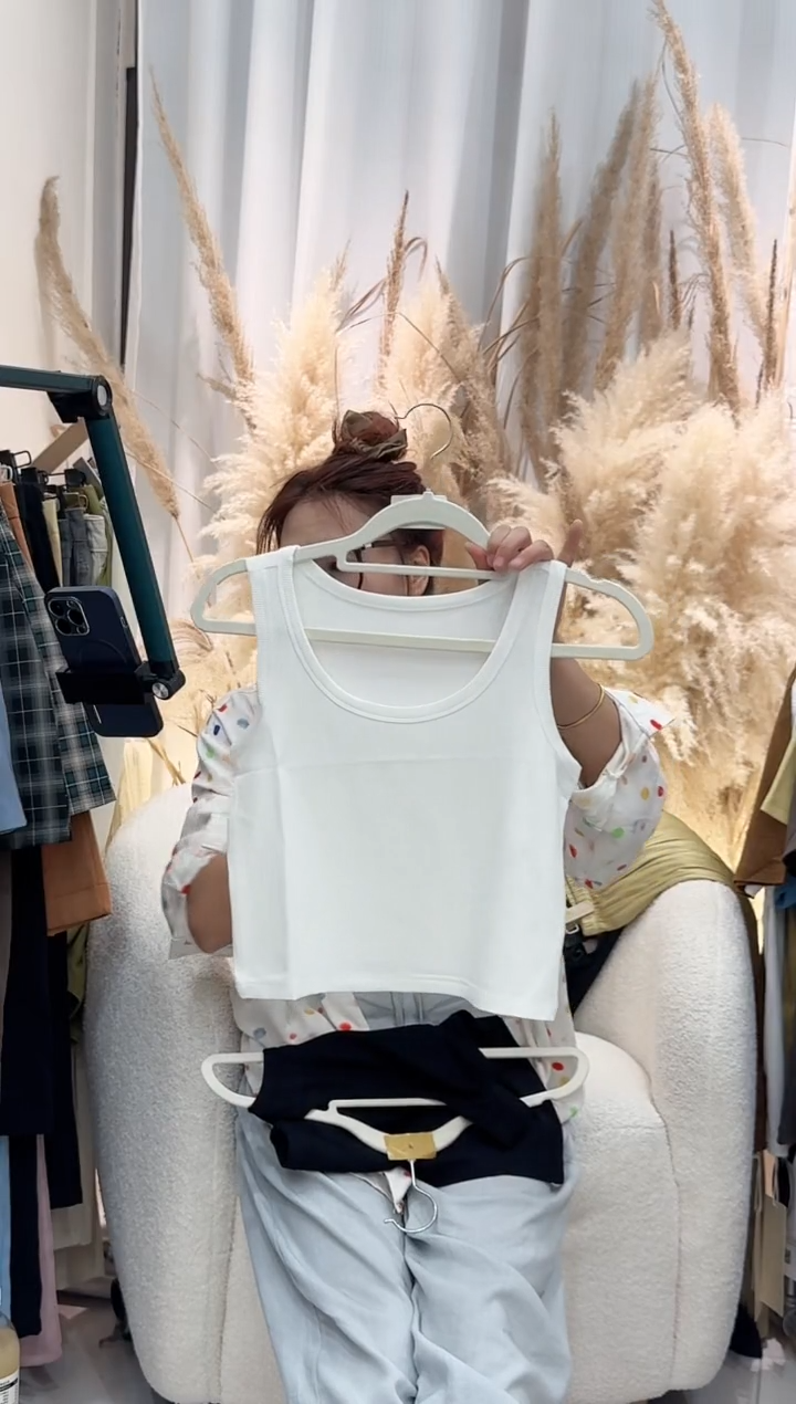 57-均码东阳市嘉霆服装店个体店