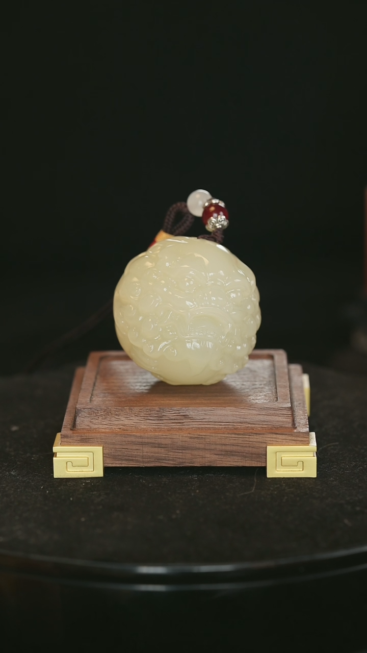 【闪购商品】寿山石竹叶青貔貅手把件