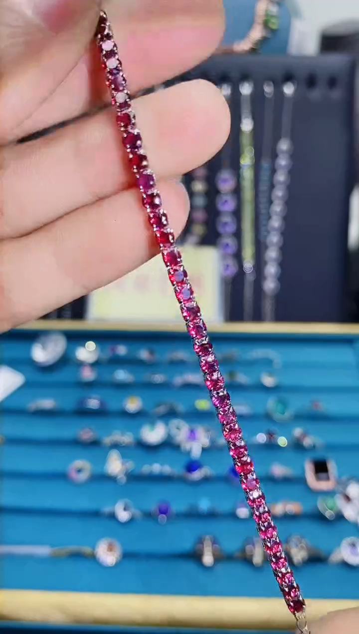 【闪购商品】石榴石手链银S925镶嵌12121