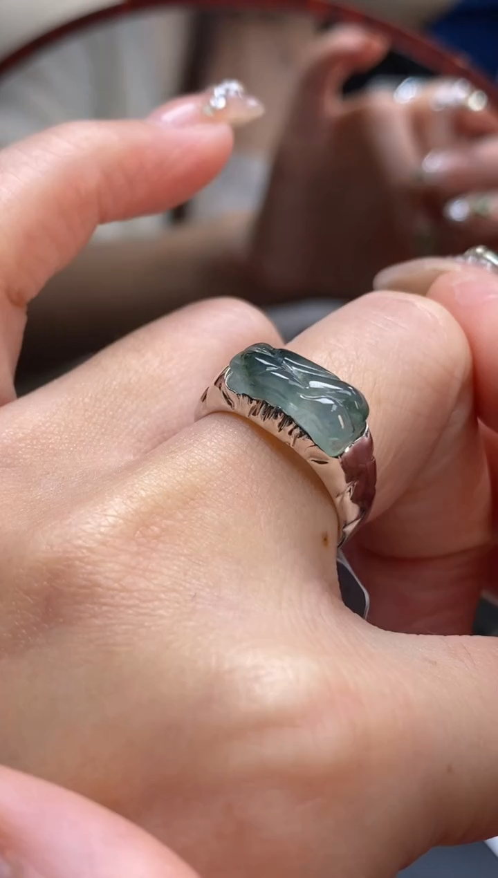 颈饰银S925镶嵌翡翠净货17692