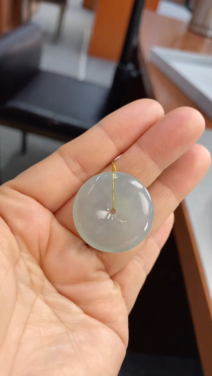 【闪购商品】翡翠颈饰未镶嵌平安扣