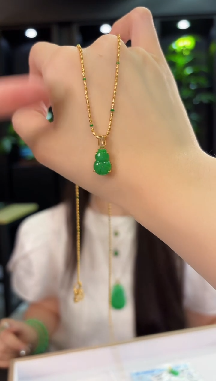 翡翠未镶嵌吊坠(不含链)缅料A货/多样性发货/一件