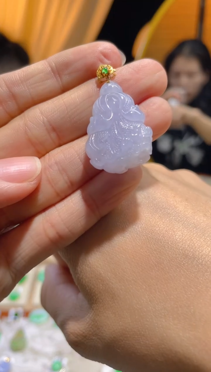 【闪购商品】翡翠颈饰18K金镶嵌假一赔三