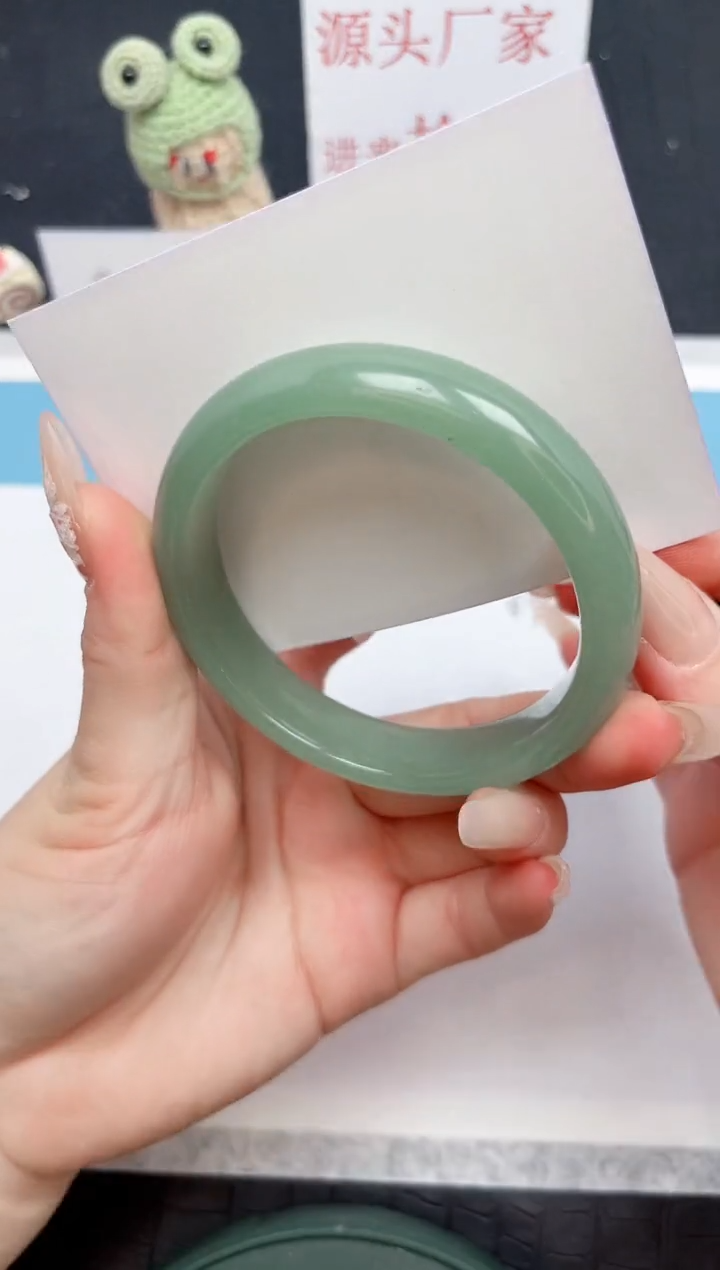 【闪购商品】石英质玉手镯未镶嵌112-58.3