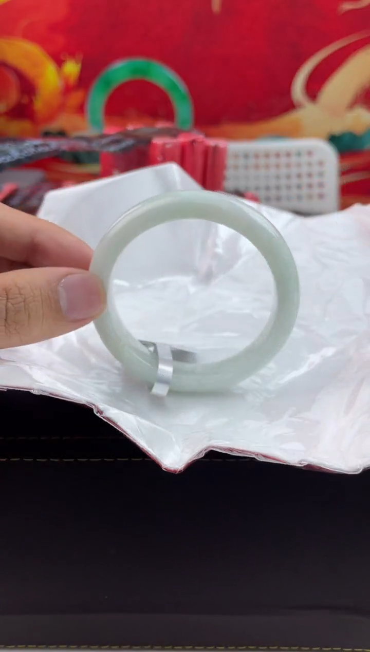 【闪购商品】翡翠手镯未镶嵌翡翠手镯（微瑕）14