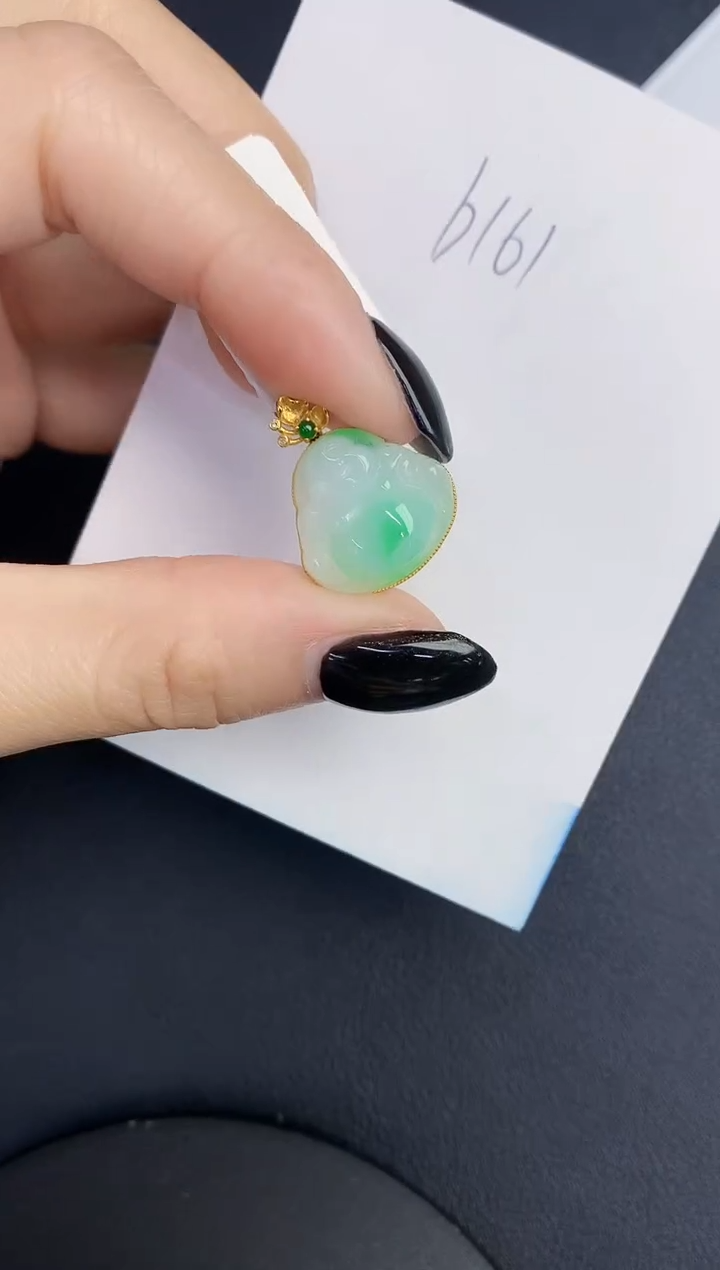 【闪购商品】翡翠颈饰18K金镶嵌000000000000