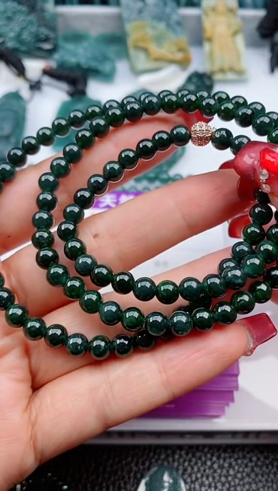 【闪购商品】翡翠颈饰未镶嵌                