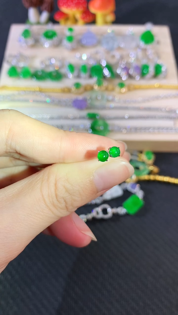 18K金镶嵌翡翠耳饰141|1480多样性发其一