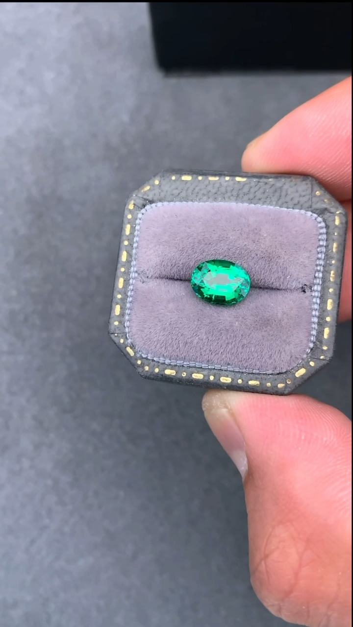 【闪购商品】祖母绿裸石未镶嵌1.27克拉