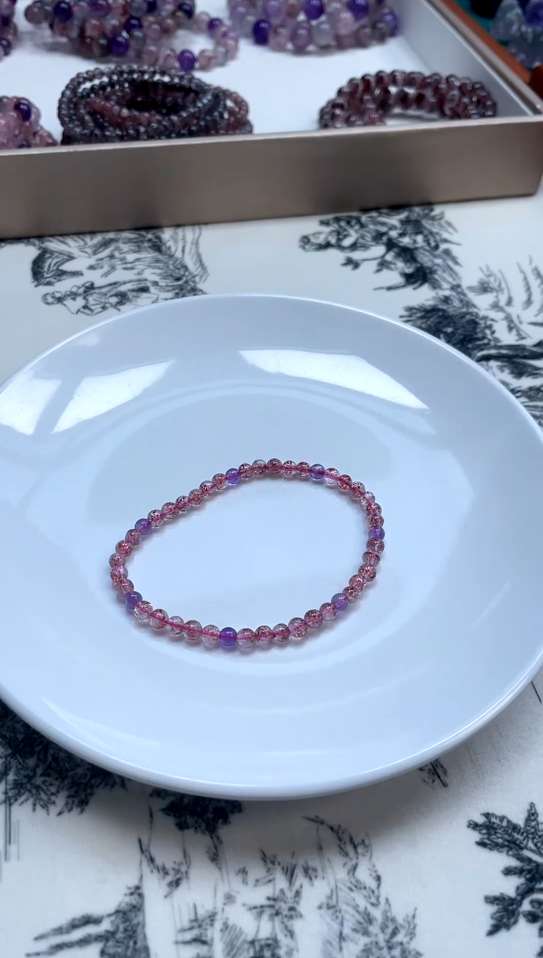 手串未镶嵌水晶超七手串金草莓4+mm 多样性发一