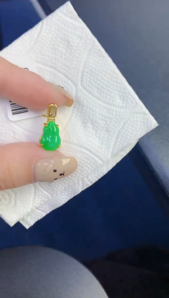 颈饰未镶嵌翡翠缅甸天然翡翠A货