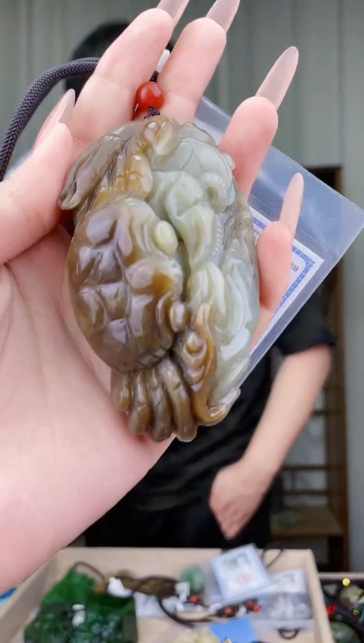和田玉未镶嵌挂件拍一发一，多样性发货！