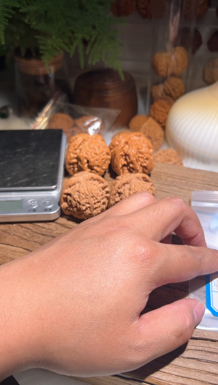 【闪购商品】文玩核桃吊坠稳稳333