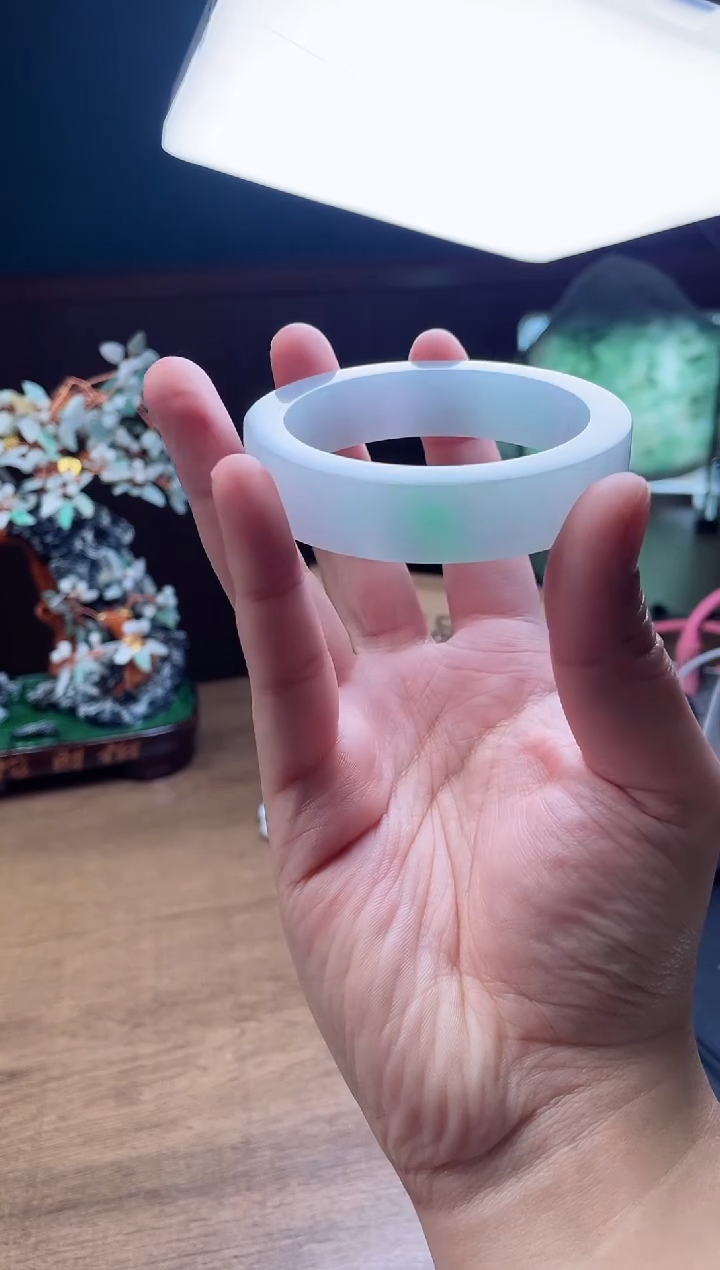 【闪购商品】定制翡翠手镯未镶嵌定制