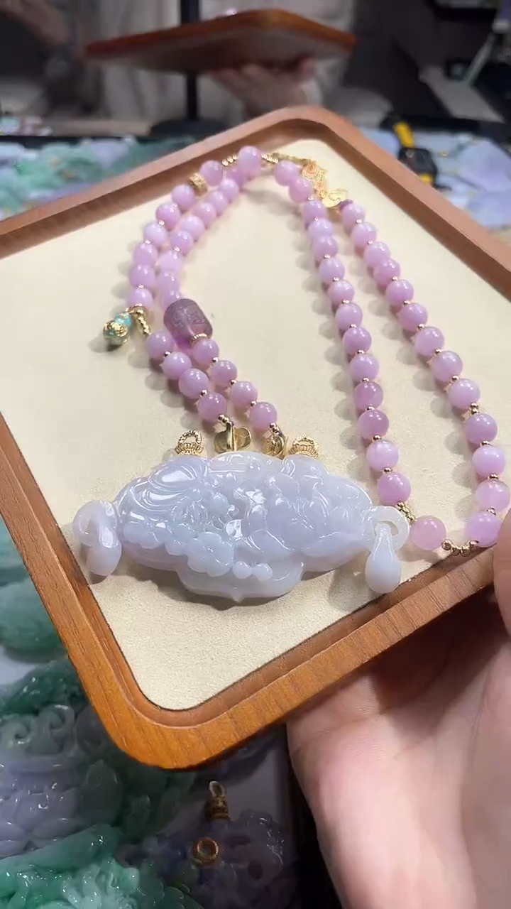 【闪购商品】翡翠颈饰未镶嵌吊坠