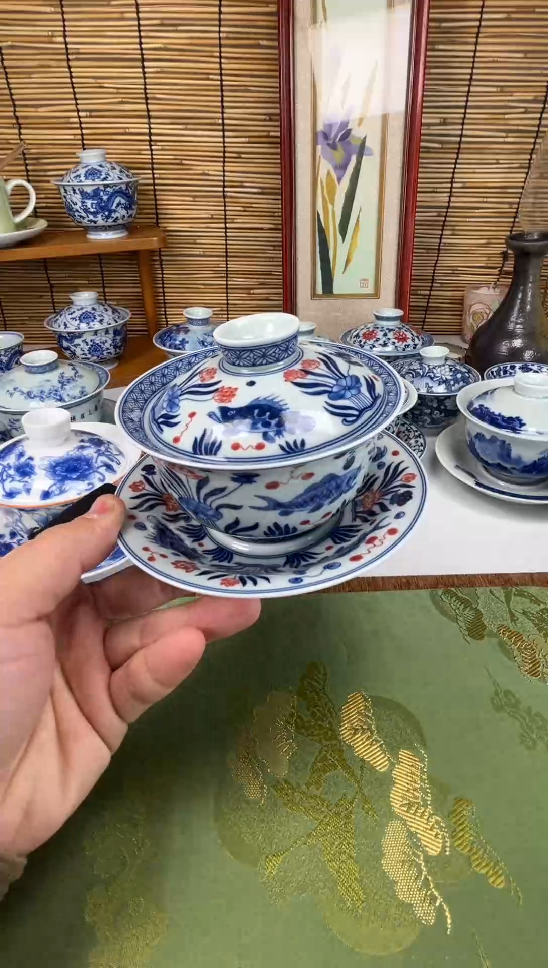 鱼藻纹三才釉里红