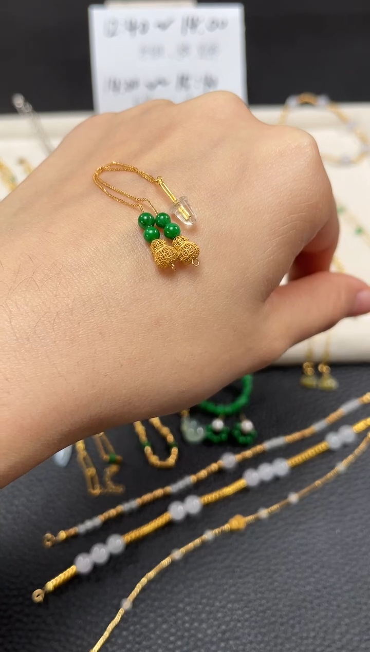 【闪购商品】翡翠耳饰18K金镶嵌多样性发货一对  JK326