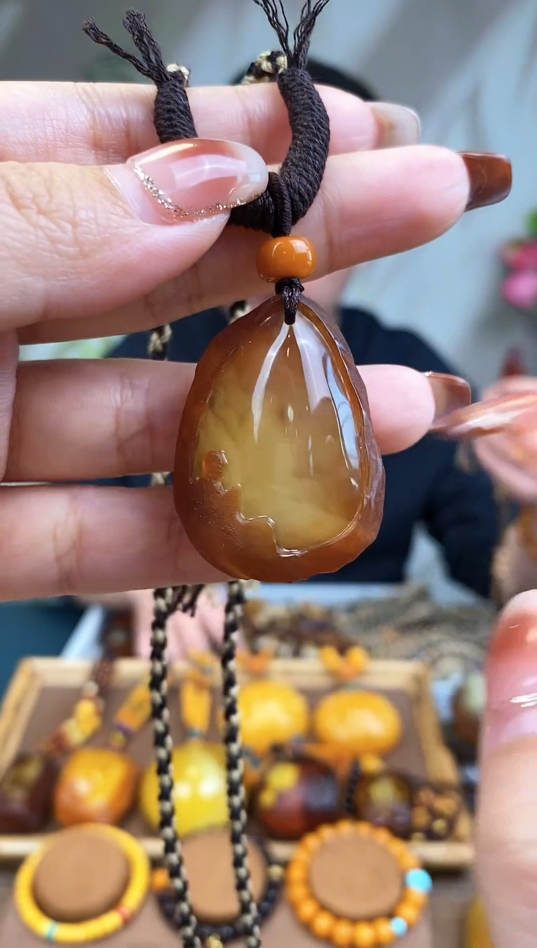 【闪购商品】琥珀裸石未镶嵌 基地发货 一物一证 顺丰包邮