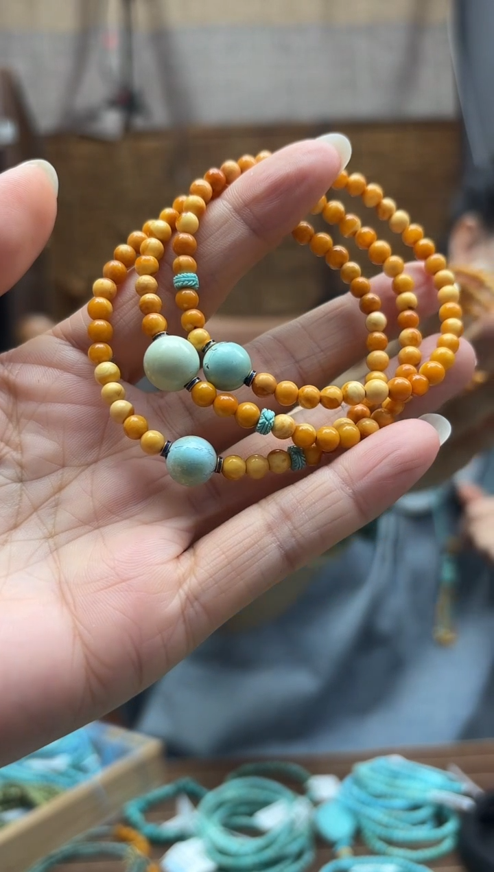 未镶嵌颈饰琥珀多样性发一件设计款 圆珠手串