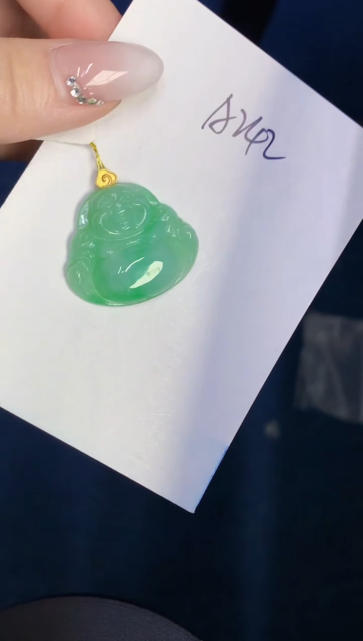 【闪购商品】翡翠颈饰18K金镶嵌0000000000