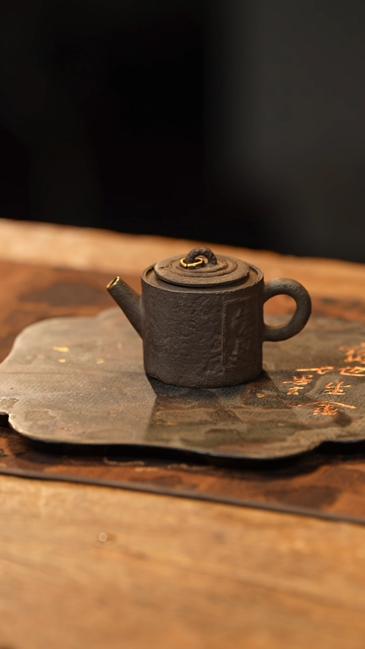 【闪购商品】【有茶器】清风手捏壶加大漆茶盘