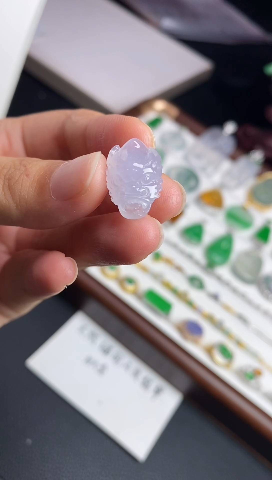 翡翠未镶嵌吊坠(不含链)1