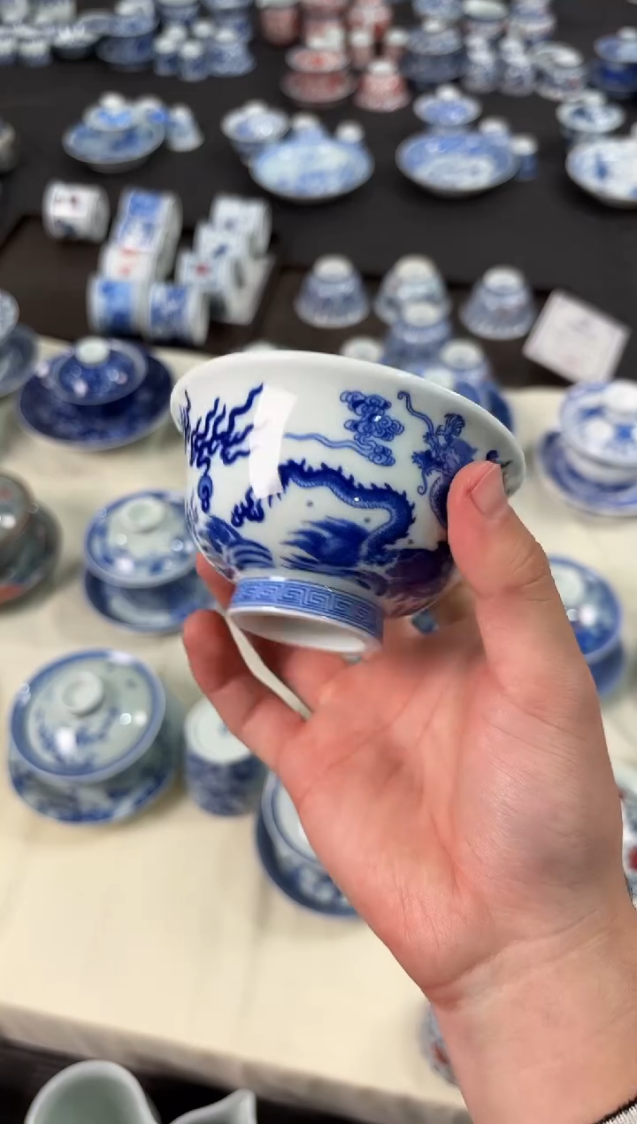 盖碗瓷景德镇陶瓷茶具青花九龙压手杯