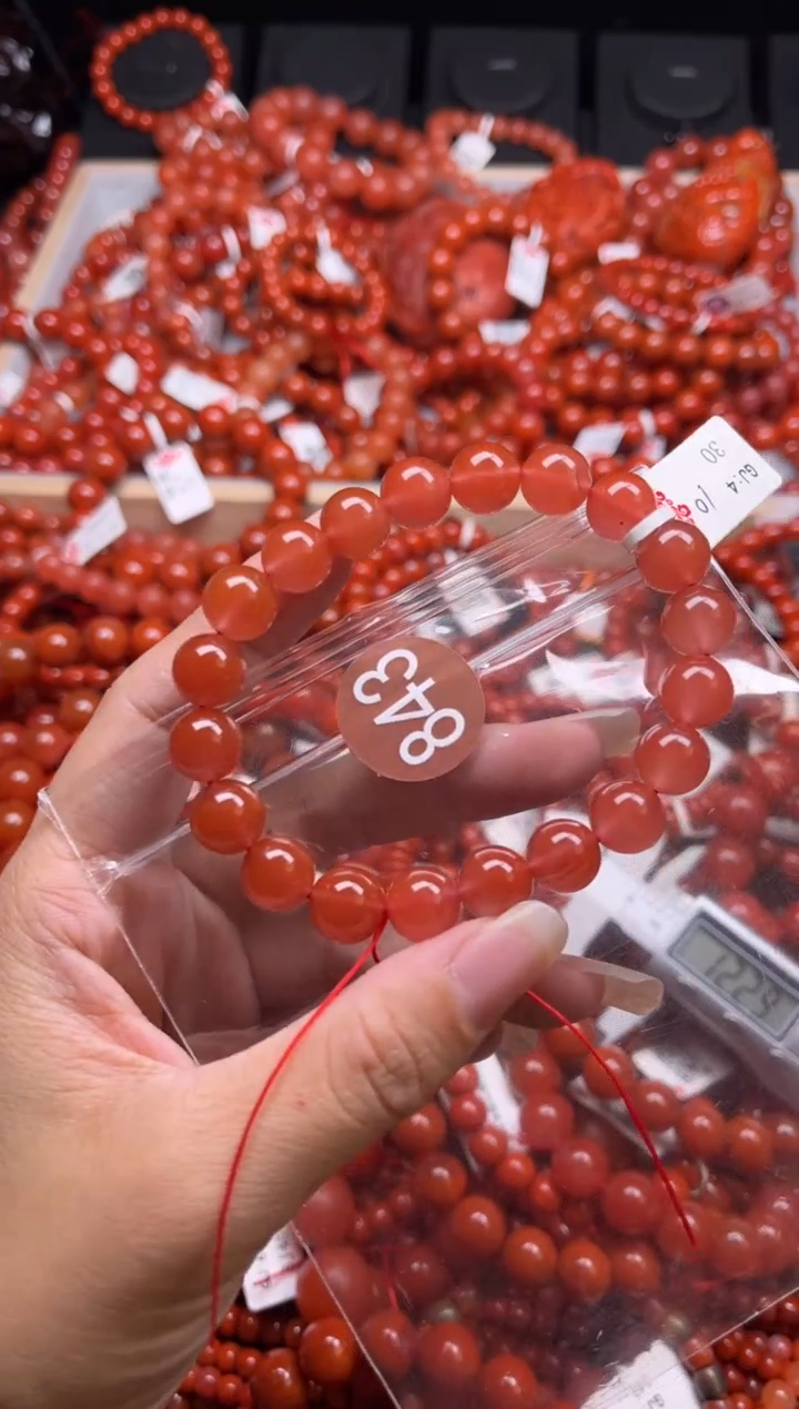 南红玛瑙未镶嵌珠宝奇石843-10