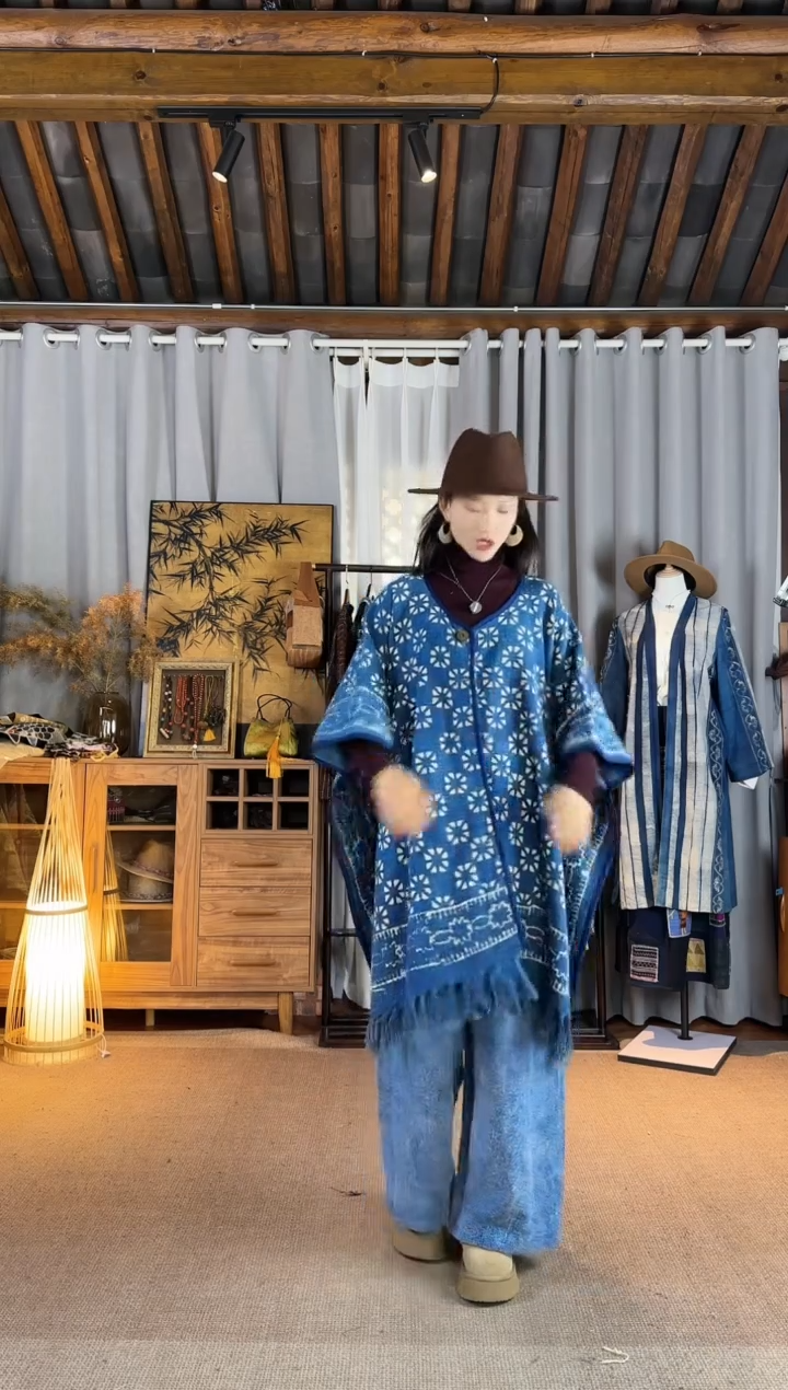 薯**金设计师款蓝染拓印大斗篷