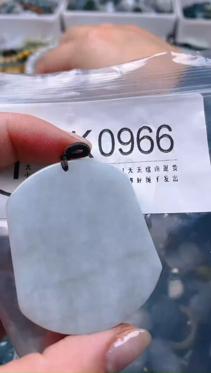 【闪购商品】翡翠颈饰未镶嵌/K/翡翠A货一图一物