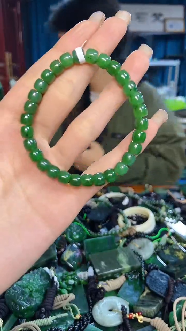 未镶嵌和田玉挂件1