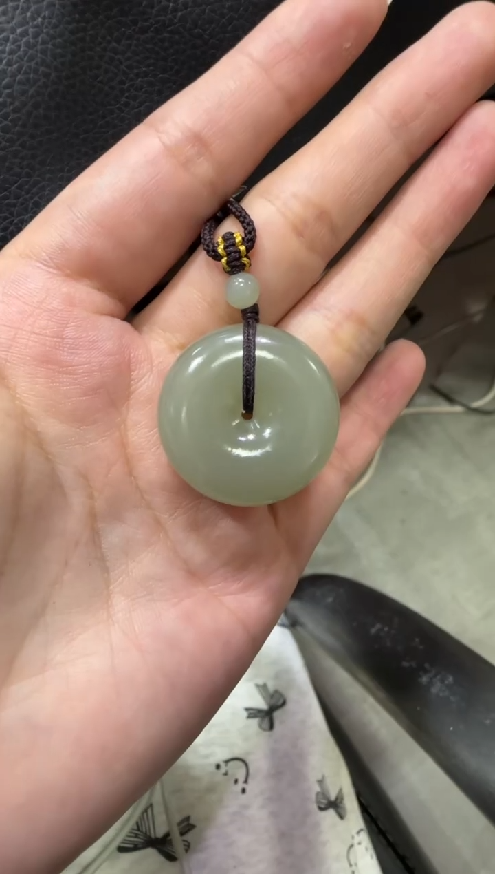 吊坠(赠链)未镶嵌和田玉近矿高清白平安扣 （产地直发）