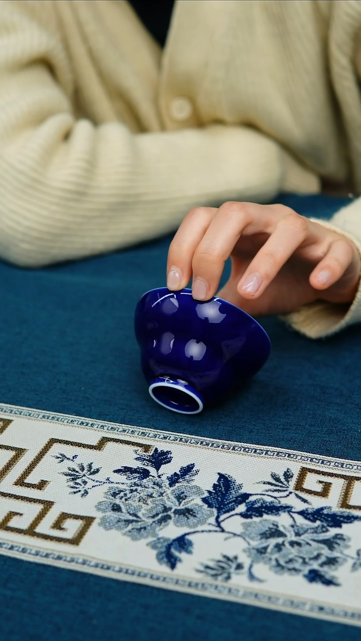 【闪购商品】宝石蓝折腰杯