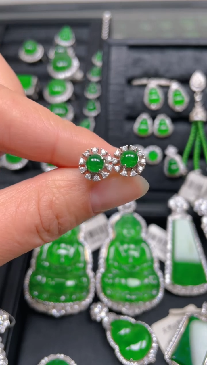 【闪购商品】翡翠耳钉银S925镶嵌翡翠
