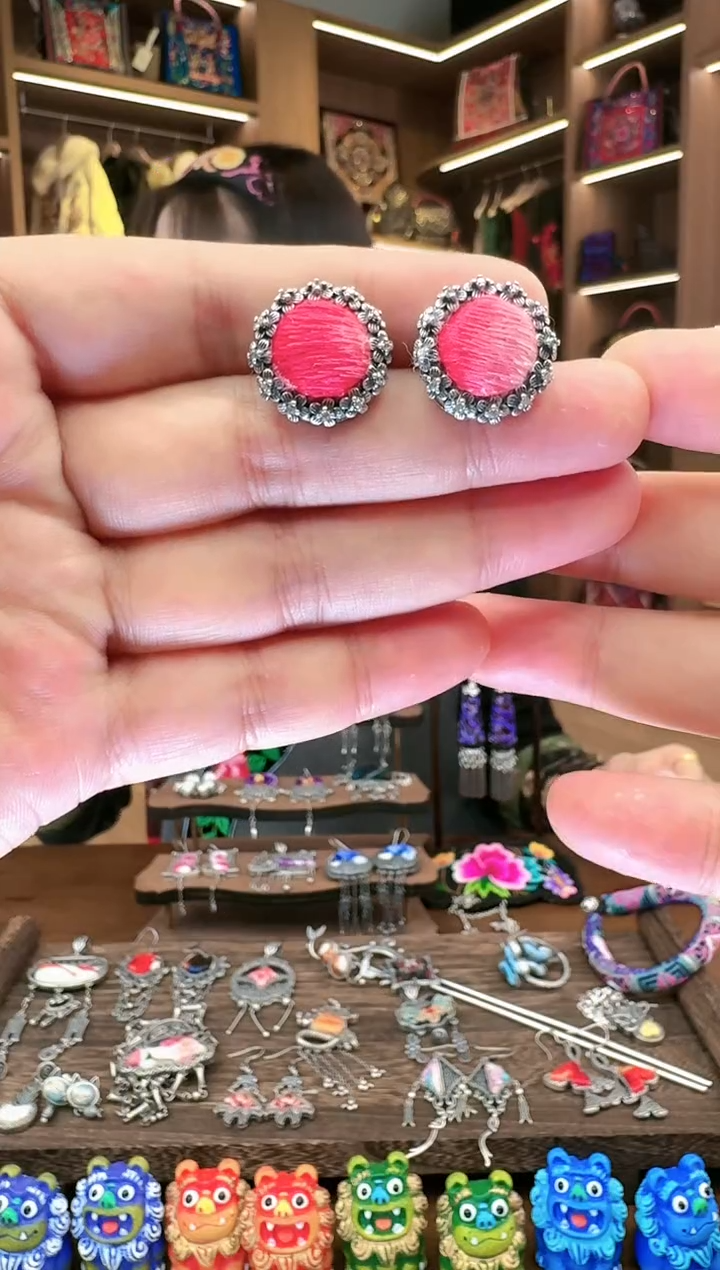 【闪购商品】织绣54黔东南苗族刺绣