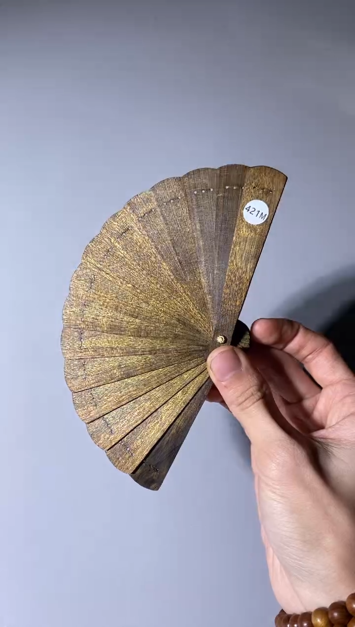 【闪购商品】金丝楠421号10cm金丝楠木小叶桢楠掌中扇
