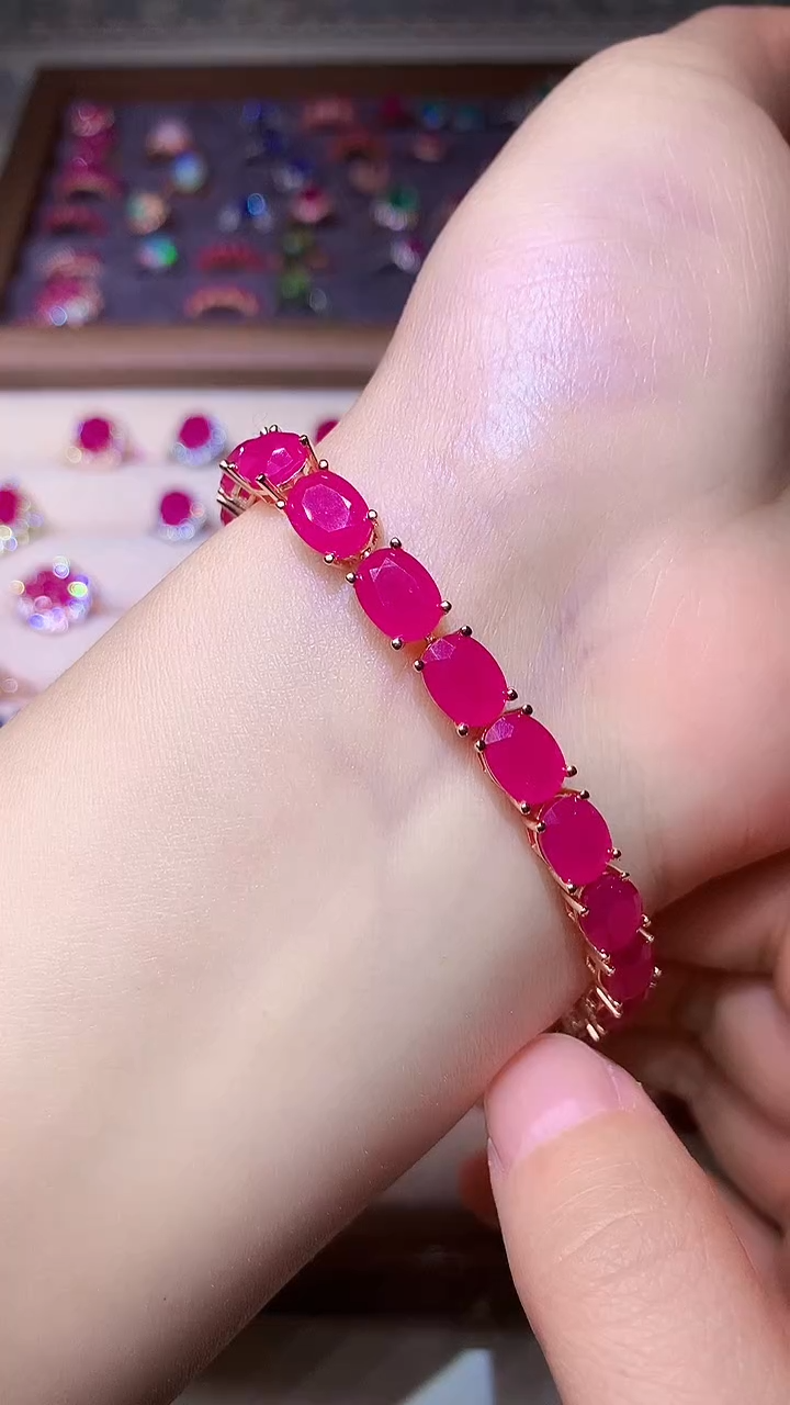 【闪购商品】红宝石手链银S925镶嵌000