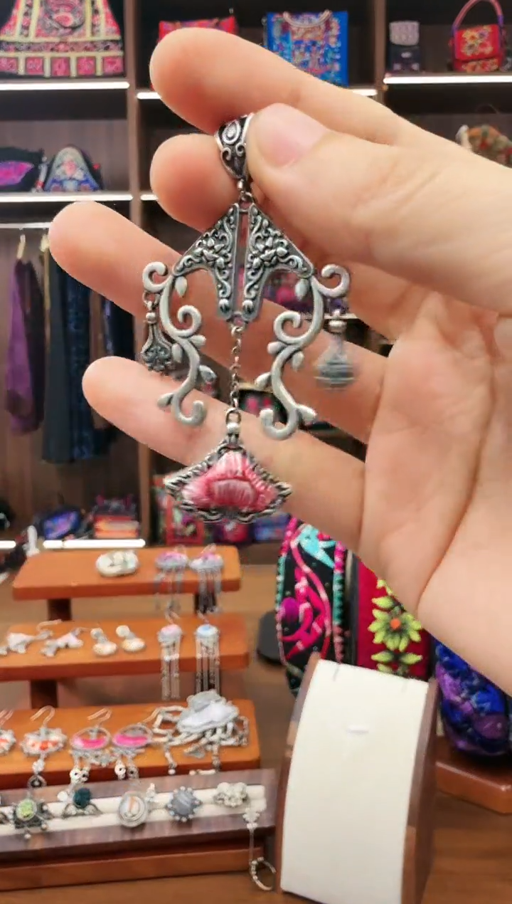 织绣111蚩梦苗族古绣