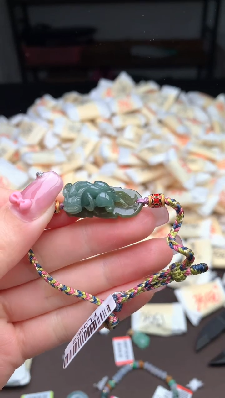 【闪购商品】翡翠手绳未镶嵌—