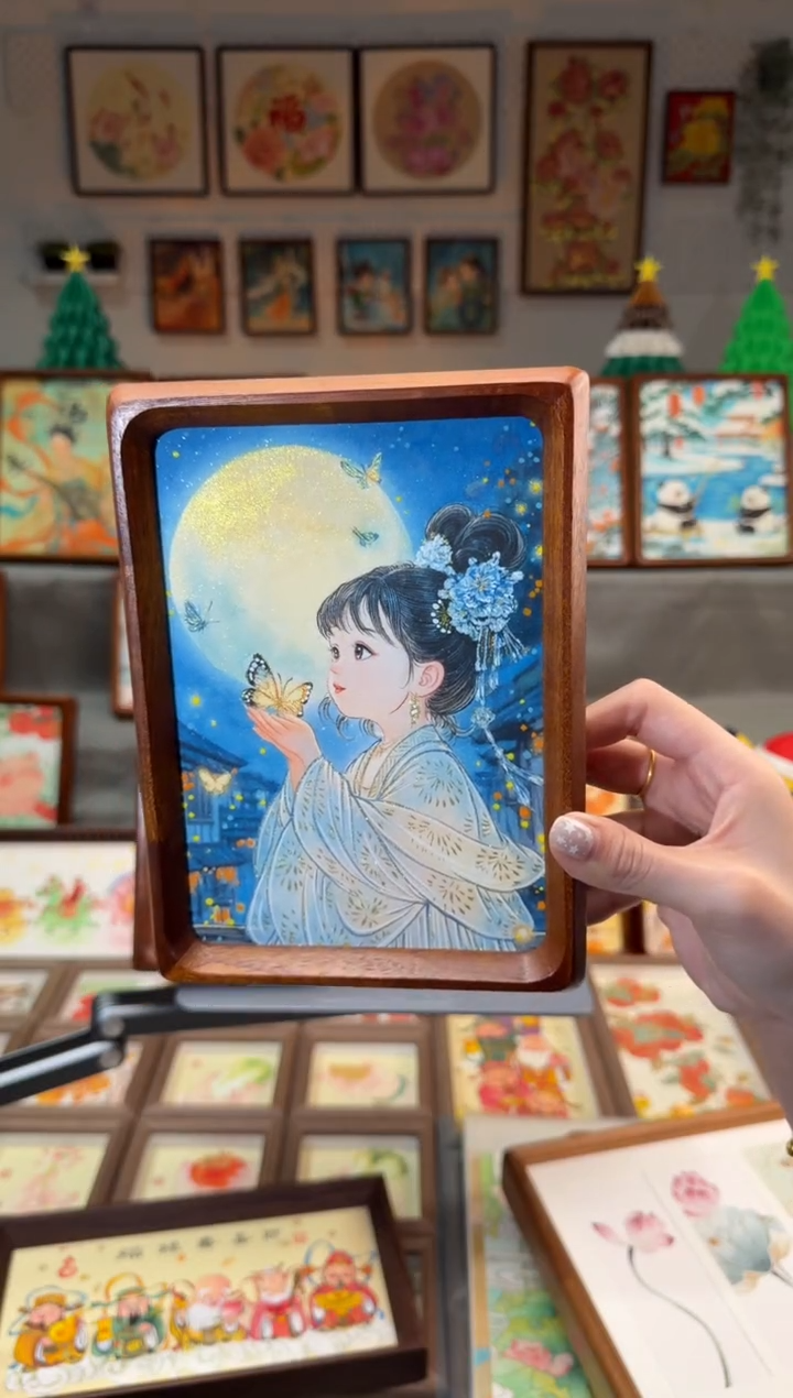 国画月亮女孩 手绘国画7