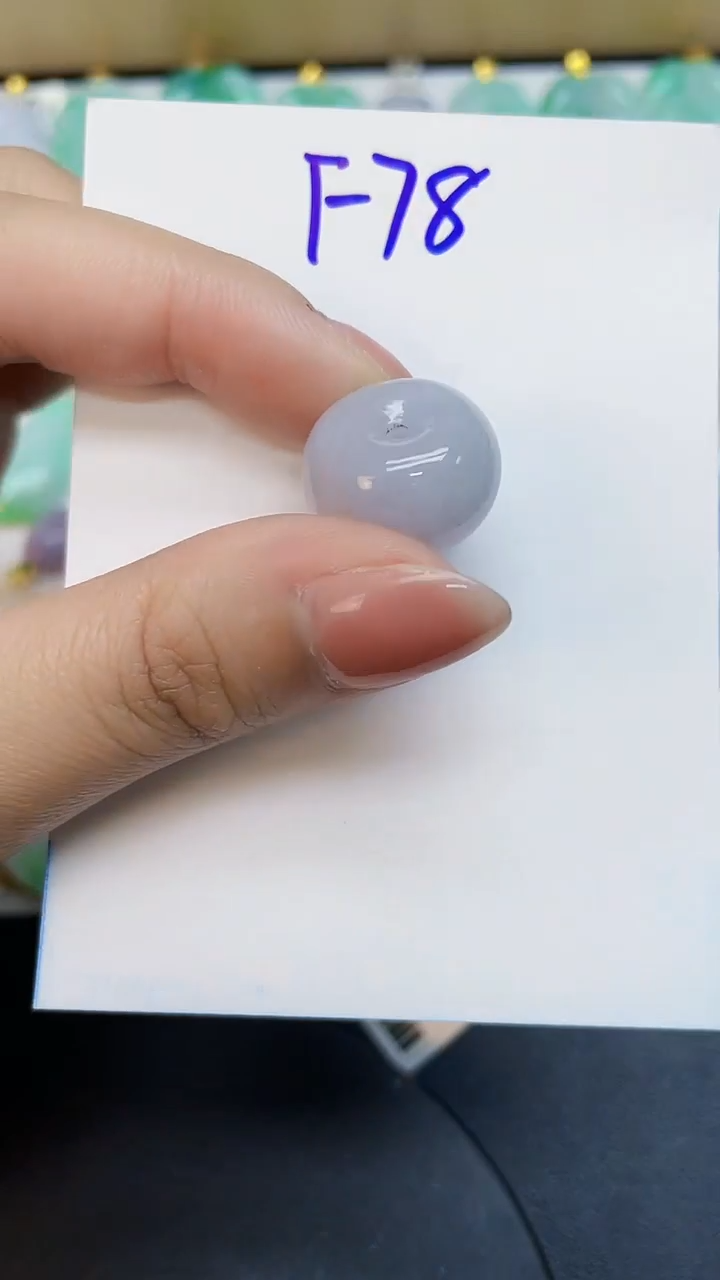 翡翠18K金镶嵌颈饰0000000000