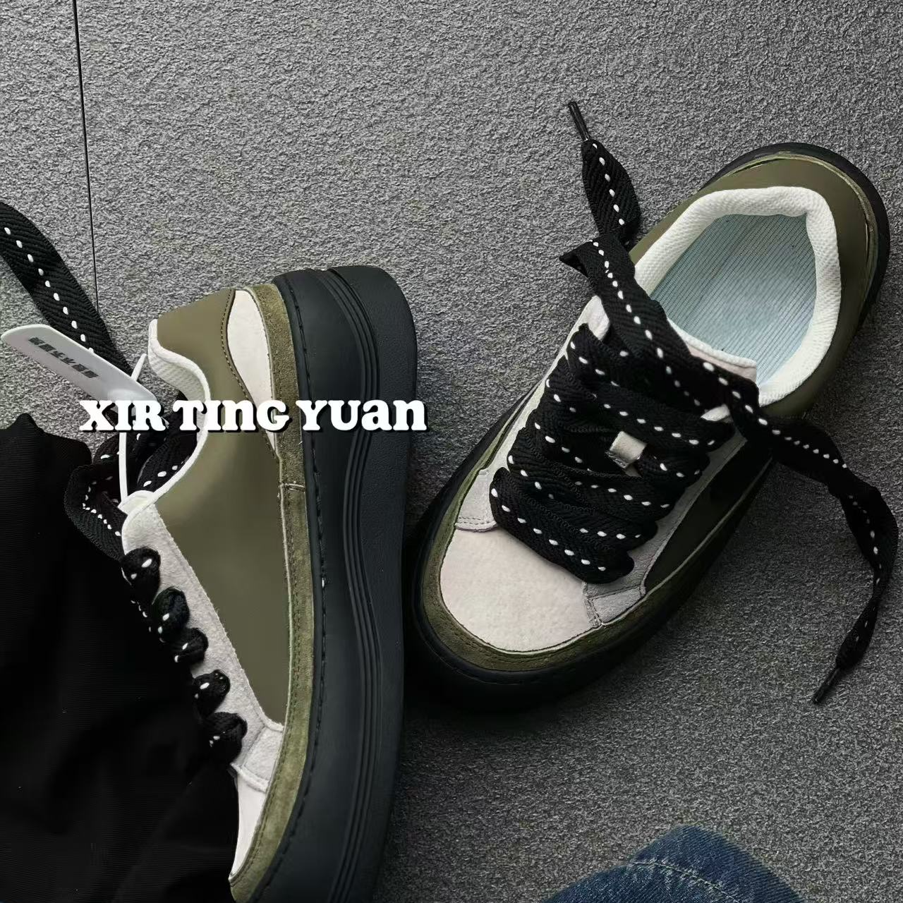 微瑕情侣设计师复古系带松糕厚底板鞋2031