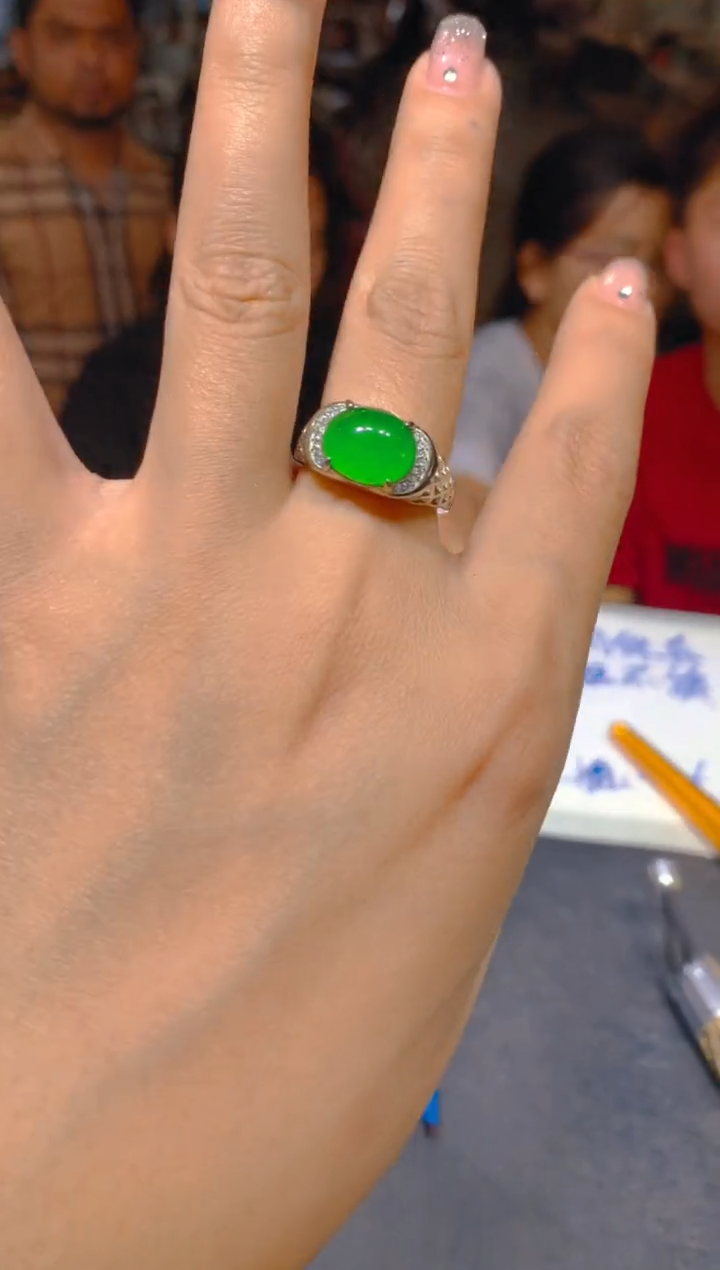 【闪购商品】定制翡翠未镶嵌54定制翡翠.多样性发货（发其一）